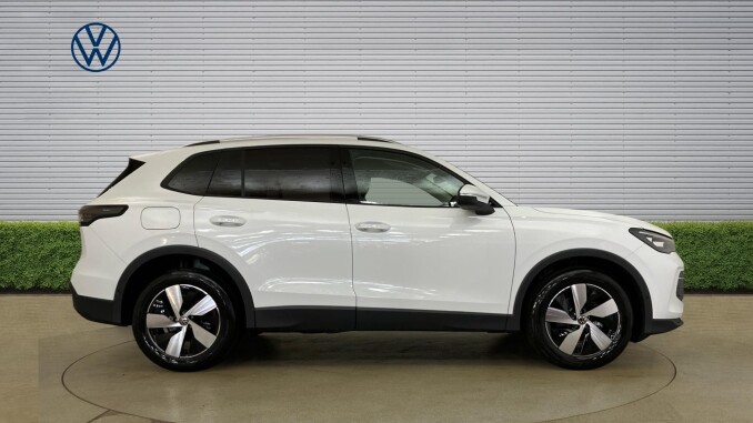 Volkswagen Tiguan 1.5 eTSI Match 5dr DSG Petrol Estate - Image 4